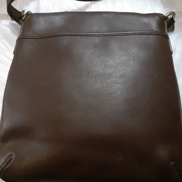 Coach - Picture 4 of 9